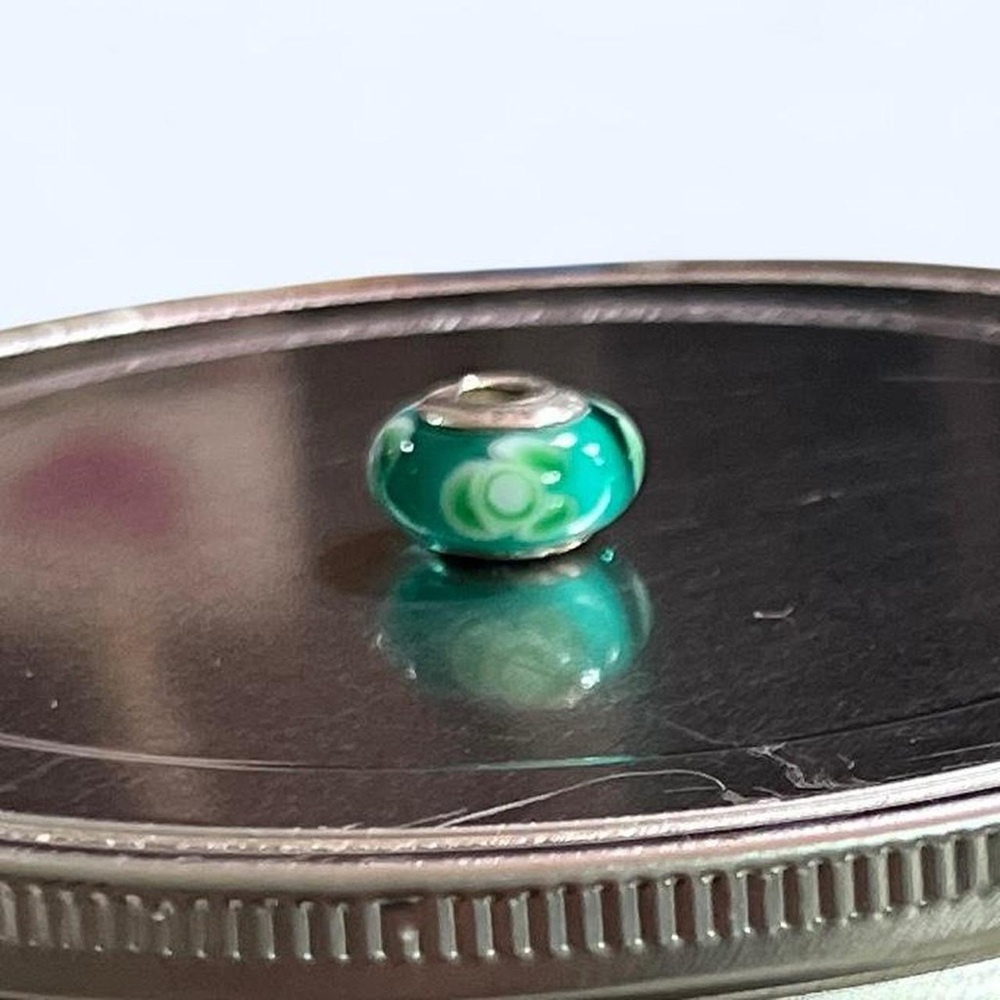 Pandora Glass Bead Charm - Picture 6 of 9